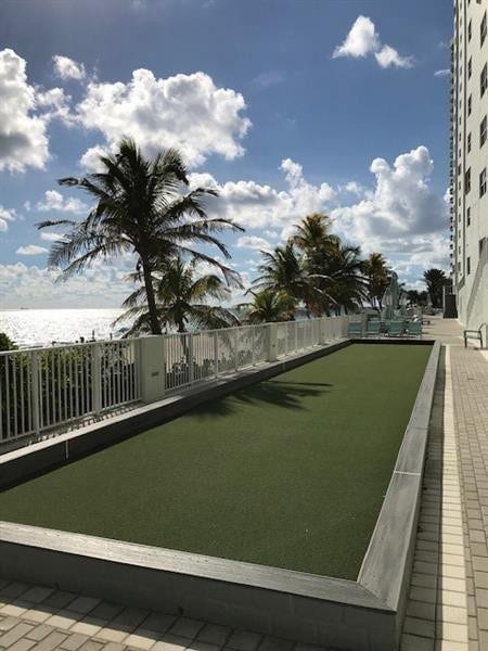 3410 Galt Ocean Drive, #802 N, Fort Lauderdale, FL 33308 Enjoy the sun and the east ocean breezes while playing bocce on the oceanfront bocce court.