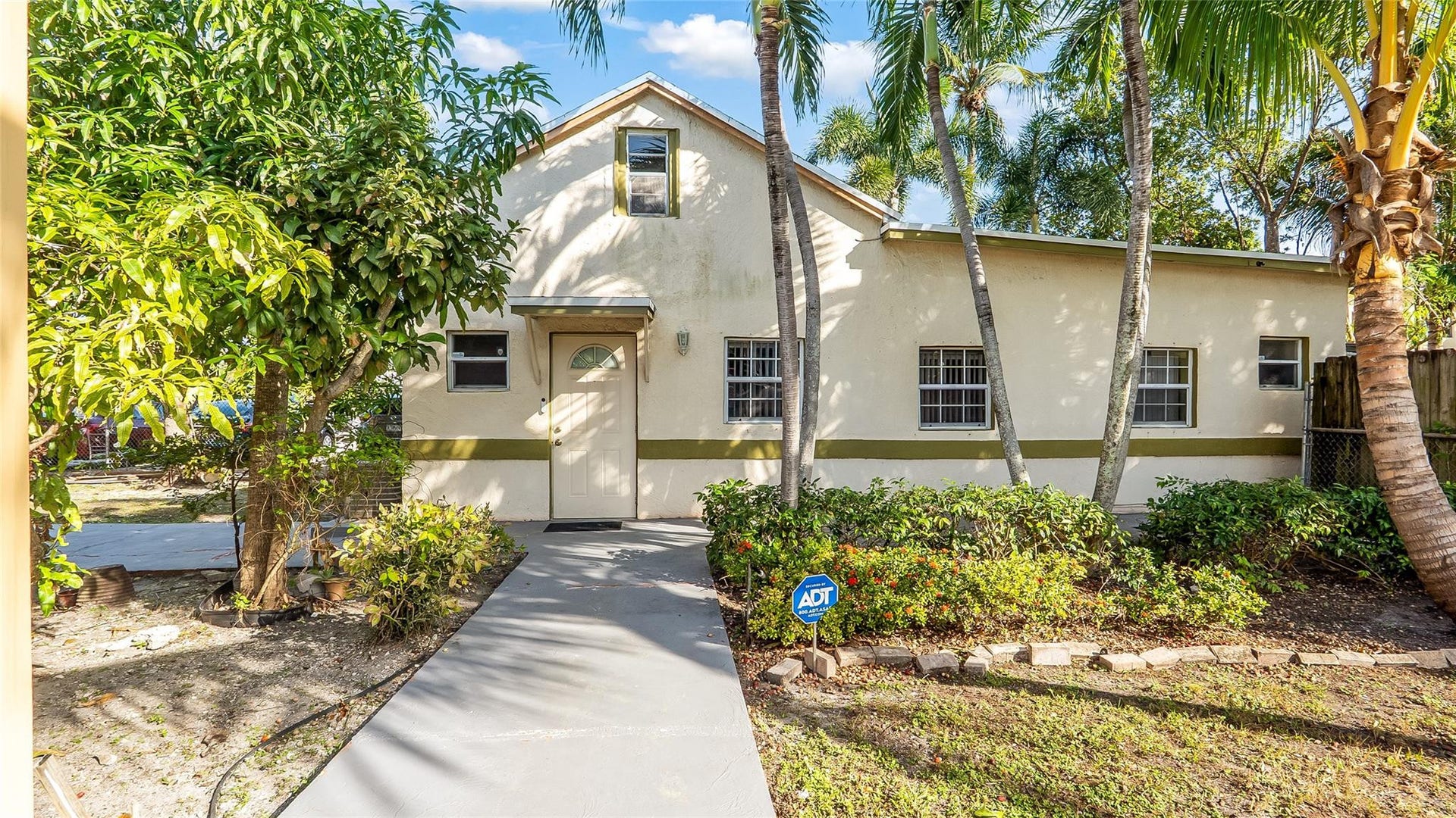 117 SW 1st Avenue, Hallandale Beach, FL 33009 Photo 10