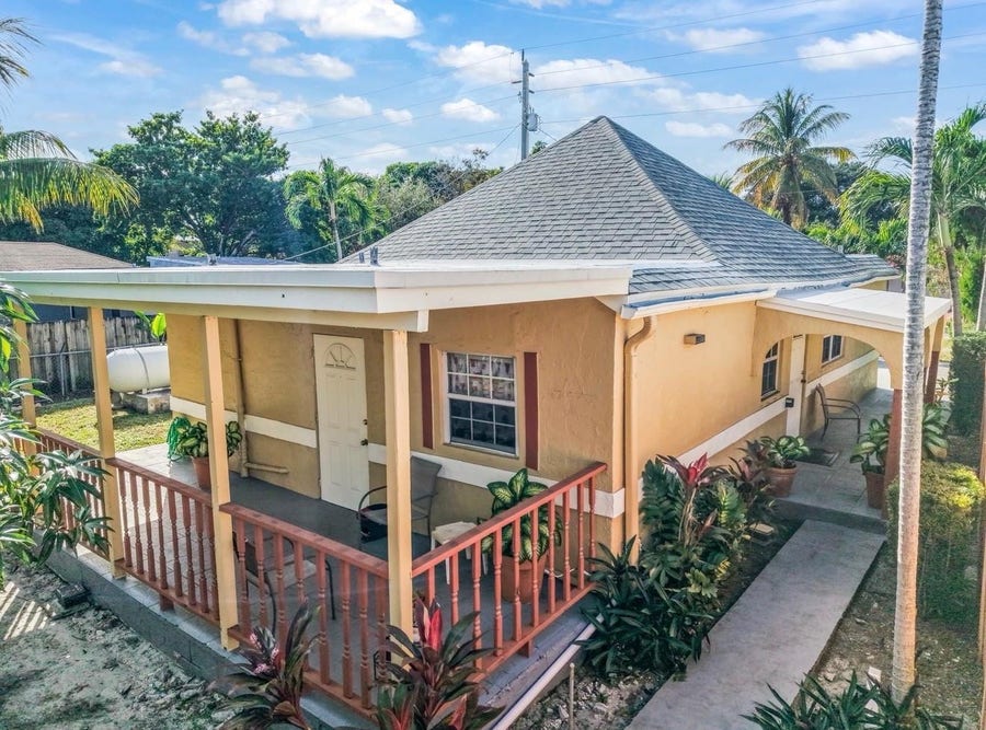 Property photo for 117 SW 1st Avenue, Hallandale Beach, FL