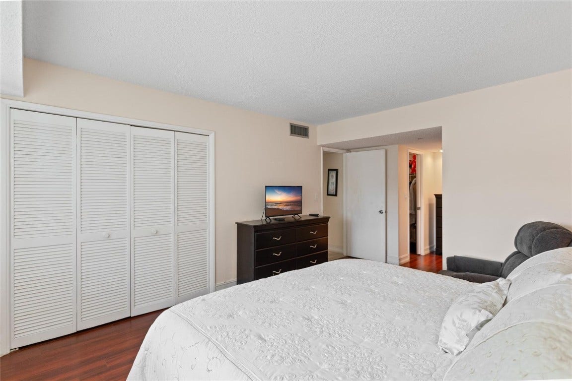 4015 W Palm Aire Drive, #304, Pompano Beach, FL 33069