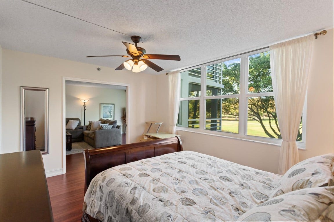 4015 W Palm Aire Drive, #304, Pompano Beach, FL 33069