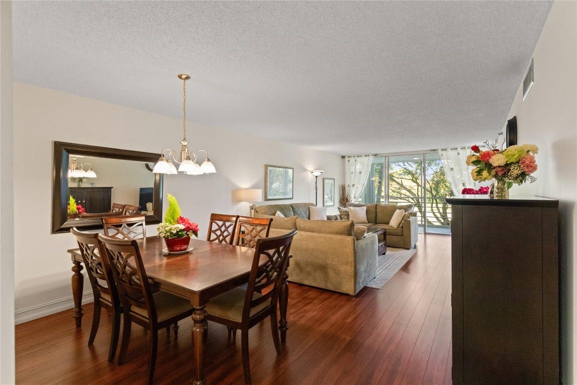 4015 W Palm Aire Drive, #304, Pompano Beach, FL 33069
