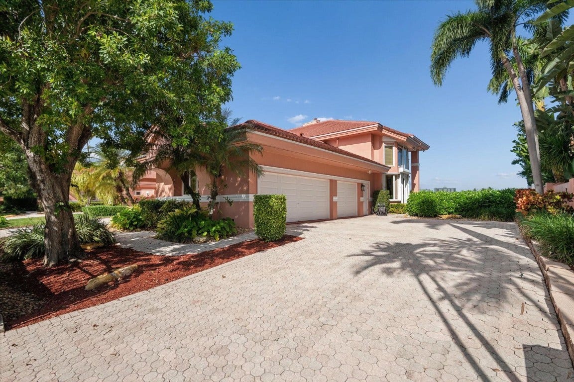 5 Isla Bahia Drive, Fort Lauderdale, FL 33316