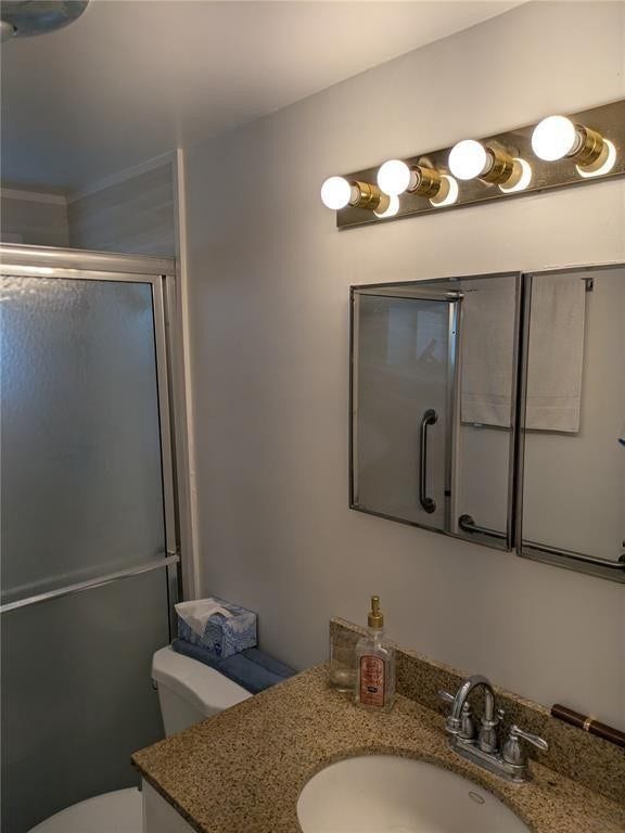 2115 NE 42nd Court, #104N, Lighthouse Point, FL 33064