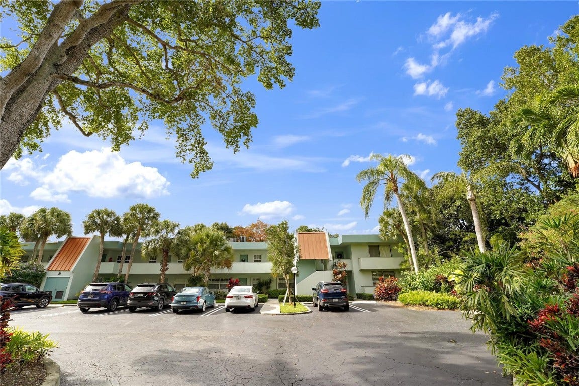 933 Cypress Grove Drive, #102, Pompano Beach, FL 33069 933 Cypress Grove Drive, #102, Pompano Beach, FL 33069