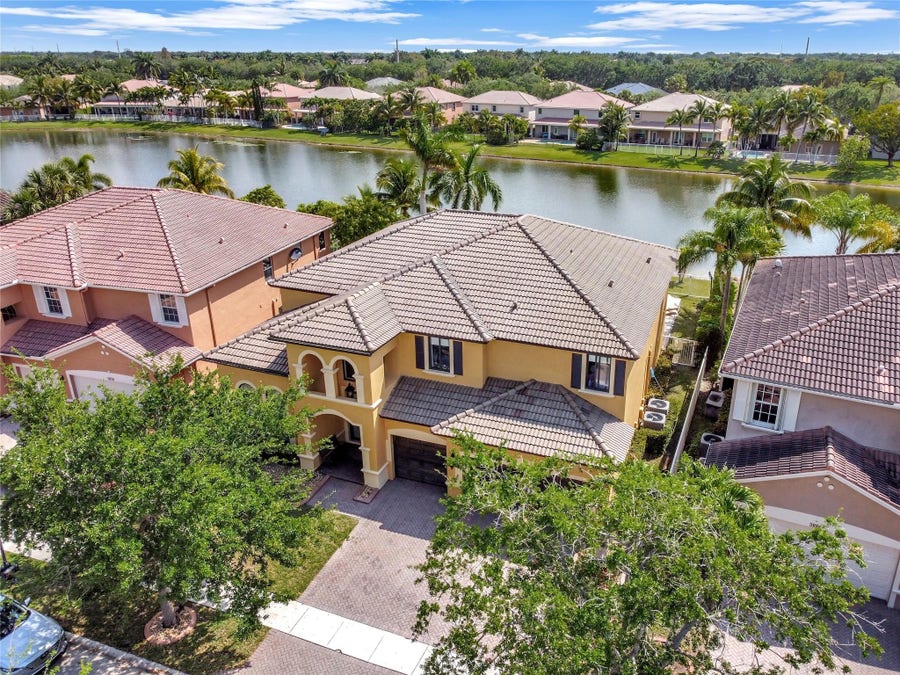 Property photo for 3872 W Hibiscus Street, Weston, FL