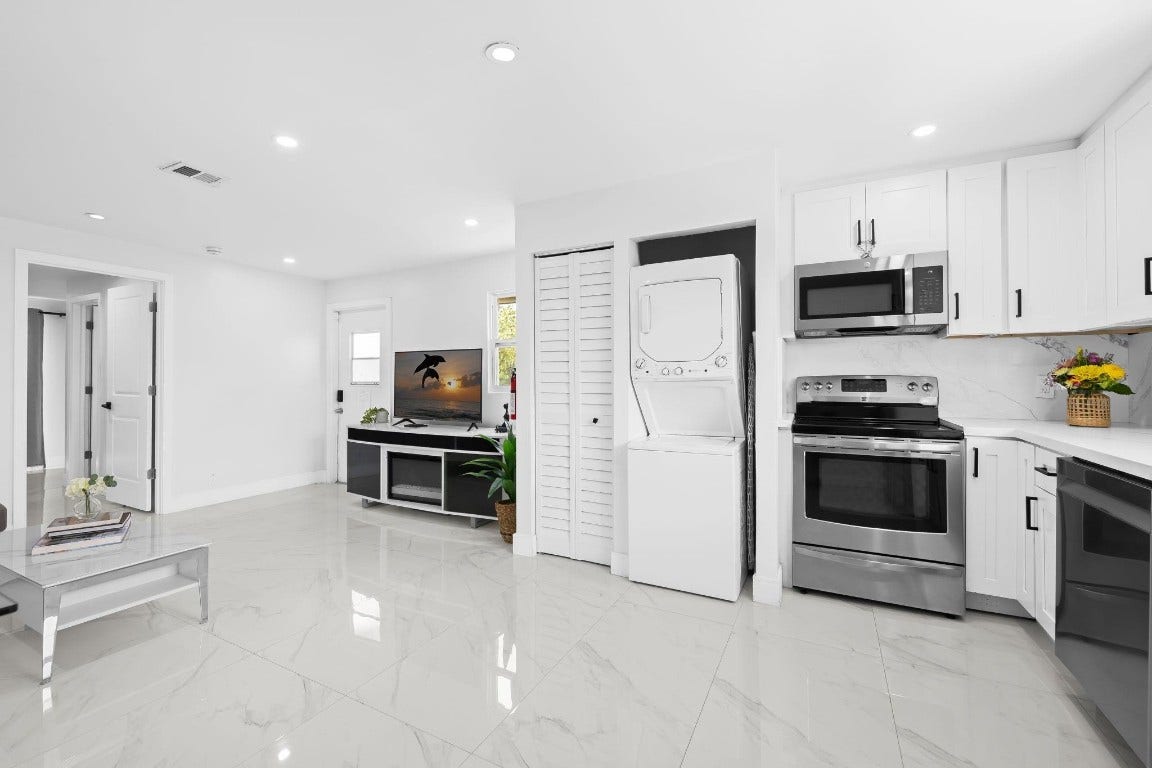 865 NE 23rd Terrace, Pompano Beach, Pompano Beach, FL 33062
