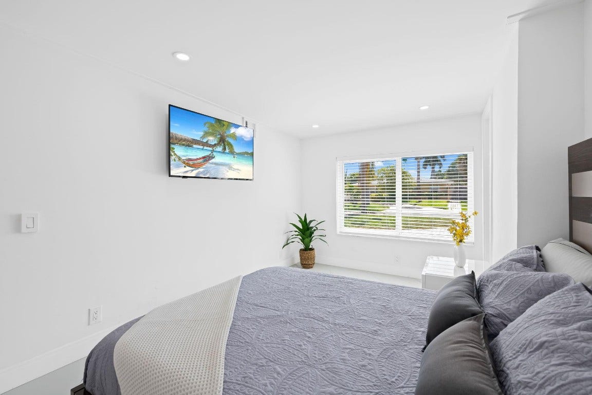 865 NE 23rd Terrace, Pompano Beach, Pompano Beach, FL 33062
