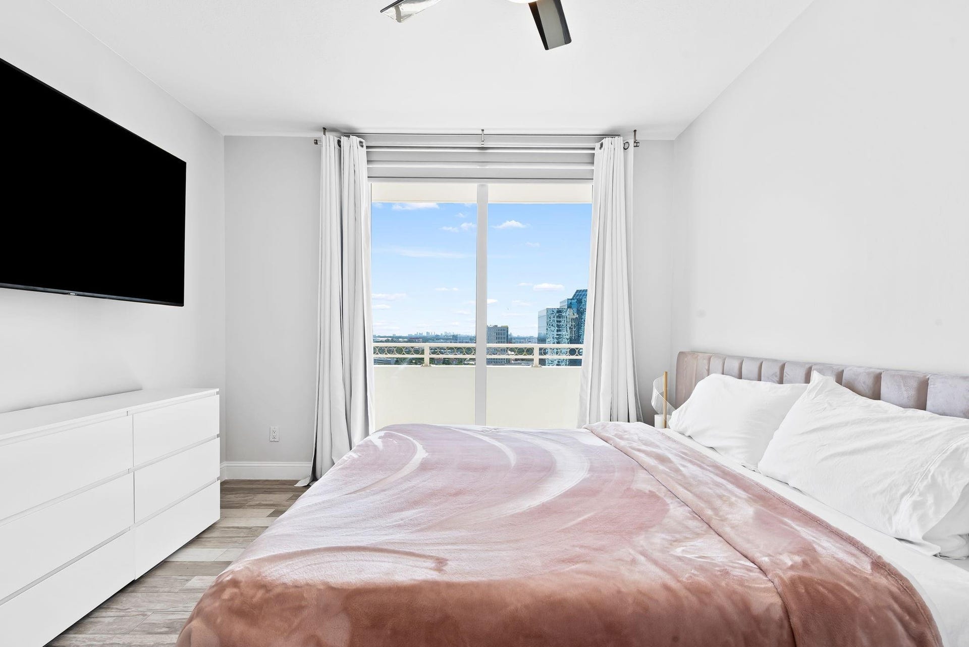 511 SE 5th Avenue, #1709, Fort Lauderdale, FL 33301 Photo 12