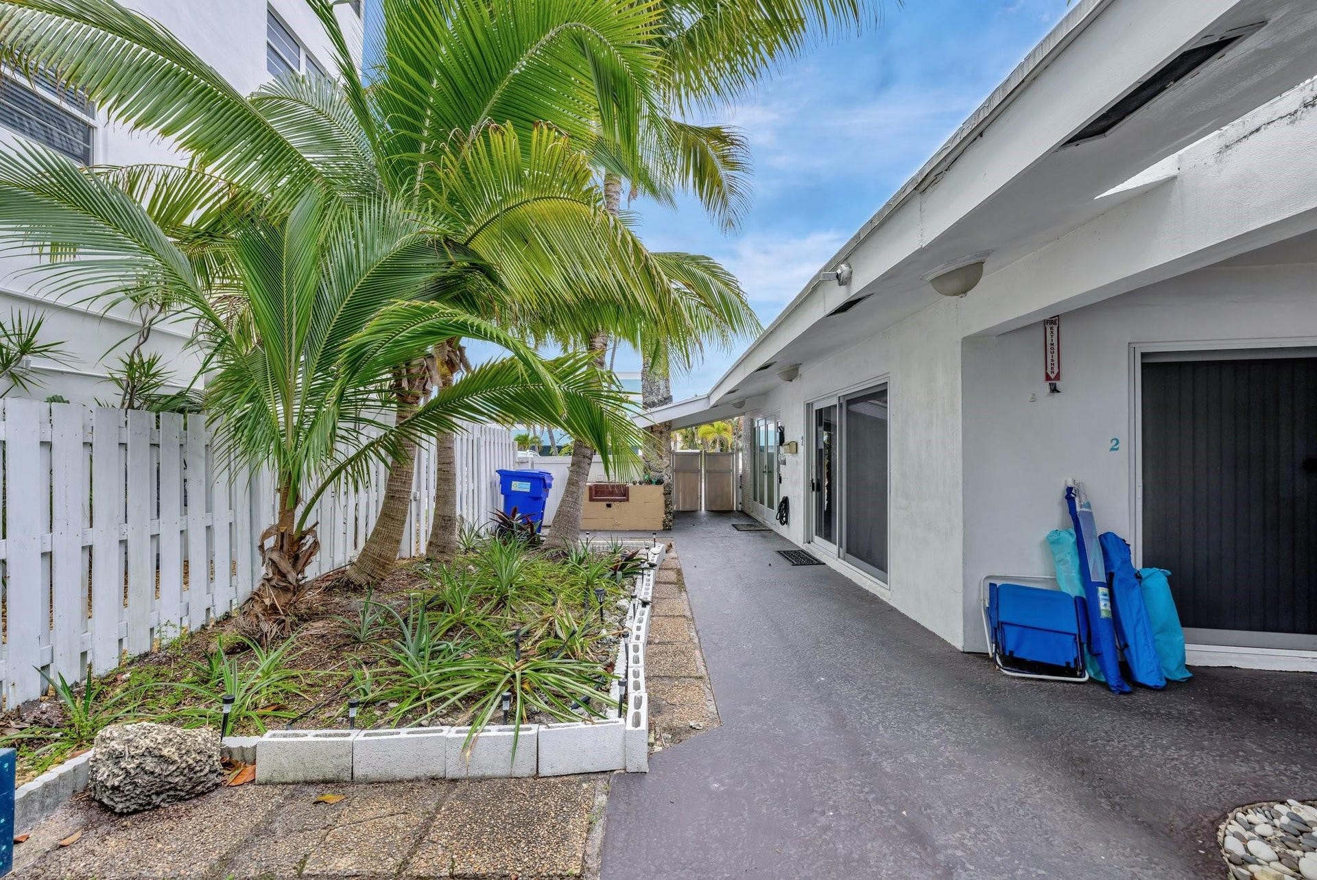 4548 N Ocean, #4, Lauderdale-By-The-Sea, Lauderdale By The Sea, FL 33313