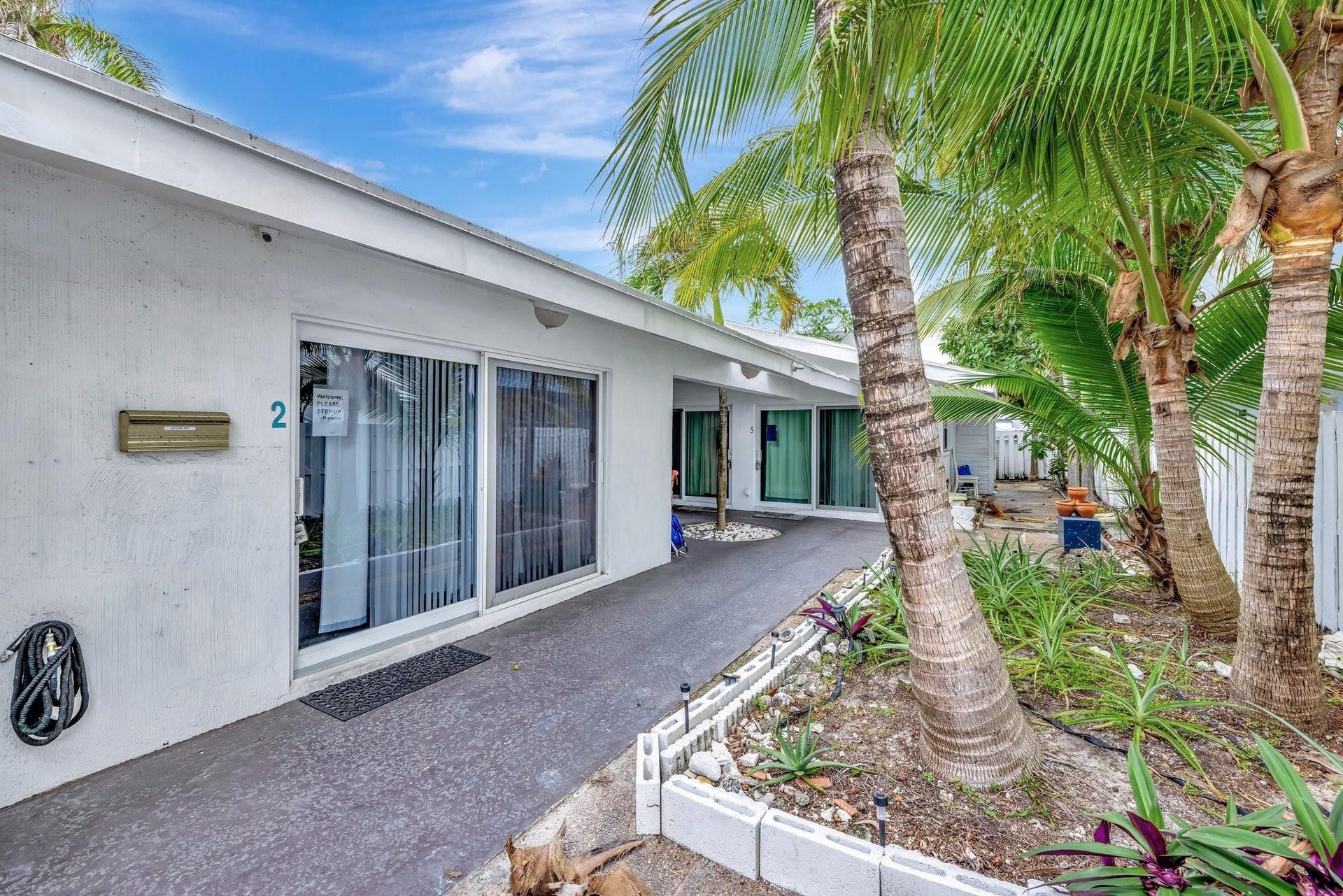 4548 N Ocean, #5, Lauderdale-By-The-Sea, Lauderdale By The Sea, FL 33313