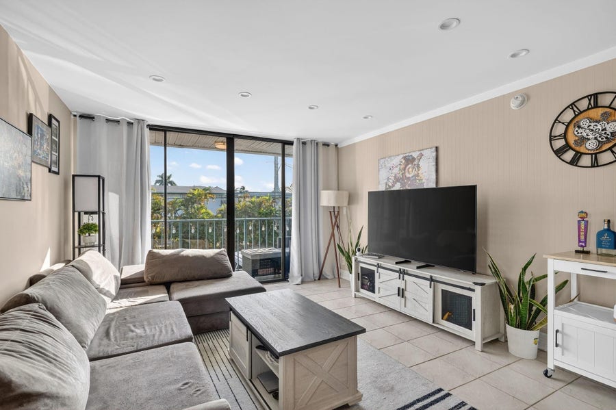 Property photo for 1531 SE 15th, #6, Fort Lauderdale, FL