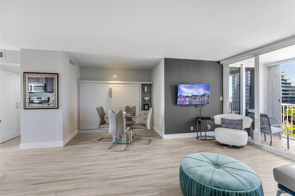2200 NE 33rd Avenue, #8G, Fort Lauderdale, FL 33305 2200 NE 33rd Avenue, #8G, Fort Lauderdale, FL 33305