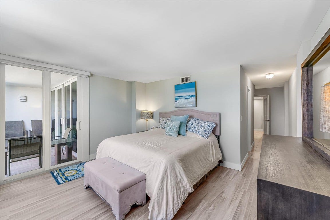 2200 NE 33rd Avenue, #8G, Fort Lauderdale, FL 33305 2200 NE 33rd Avenue, #8G, Fort Lauderdale, FL 33305