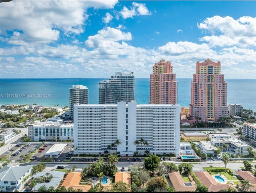 2200 NE 33rd Avenue, #8G, Fort Lauderdale, FL 33305 2200 NE 33rd Avenue, #8G, Fort Lauderdale, FL 33305