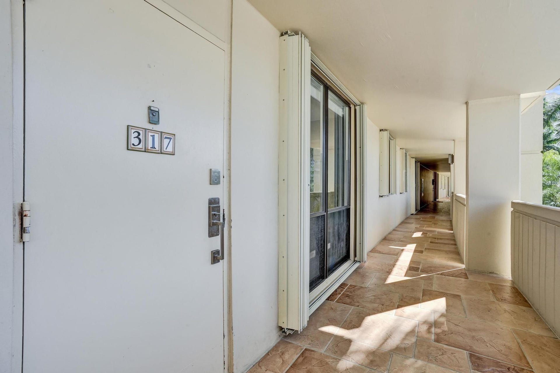 132 Lakeshore Drive, #317, North Palm Beach, FL 33408 Photo 4