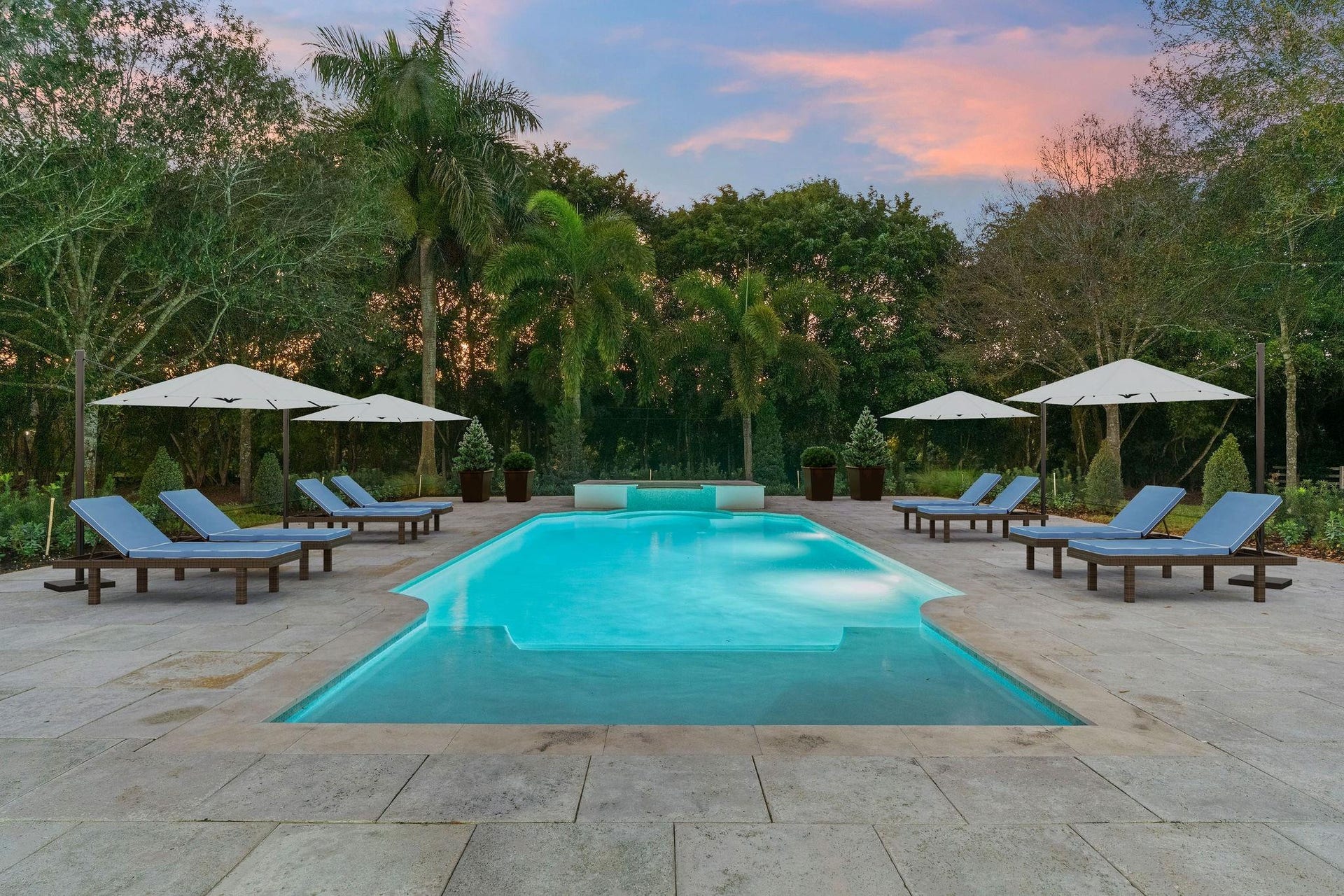 6451 Rodeo Drive, Southwest Ranches, FL 33330 VIRTUALLY STAGED