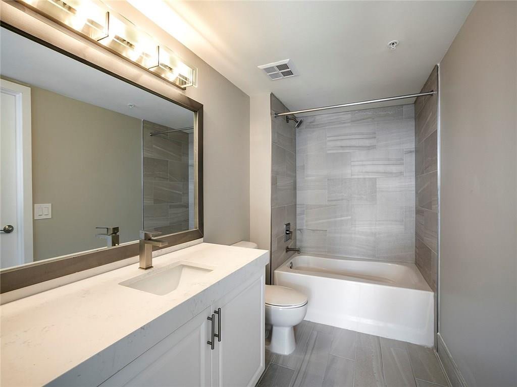 1040 Seminole Drive, #1406, Fort Lauderdale, Fort Lauderdale, FL 33304 Bathroom