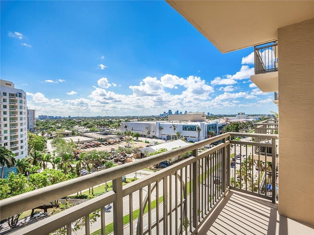 1040 Seminole Drive, #1406, Fort Lauderdale, Fort Lauderdale, FL 33304 South West View of Fort Lauderdale and Galleria Mall