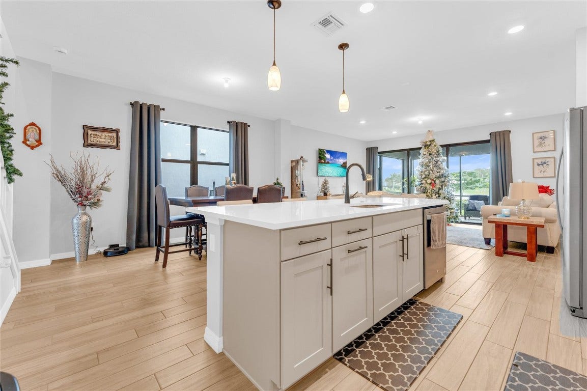 2854 Primrose Place, Oakland Park, FL 33309