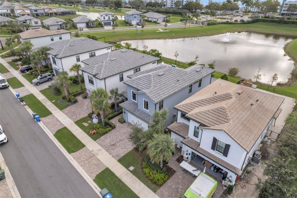2854 Primrose Place, Oakland Park, FL 33309