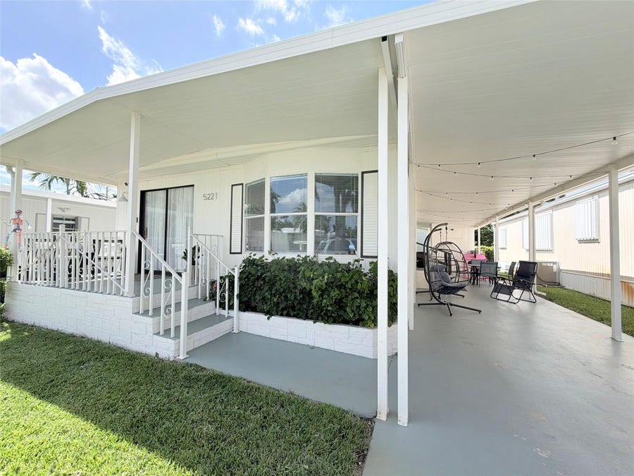 Property photo for 5221 SW 25th Avenue, Fort Lauderdale, FL
