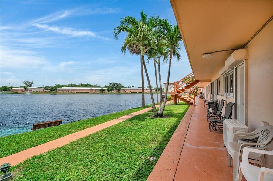 Property photo for 1050 SW 11th Street, #1L, Hallandale Beach, FL