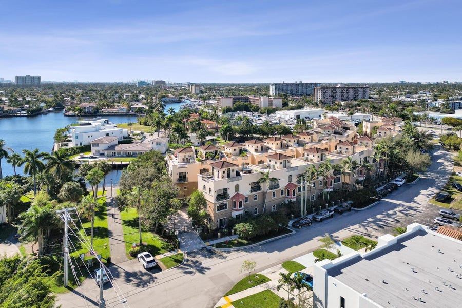 Property photo for 2260 SE 7 Street, Pompano Beach, FL