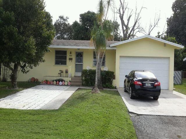 Property photo for 812 SW 14th Court, Fort Lauderdale, FL