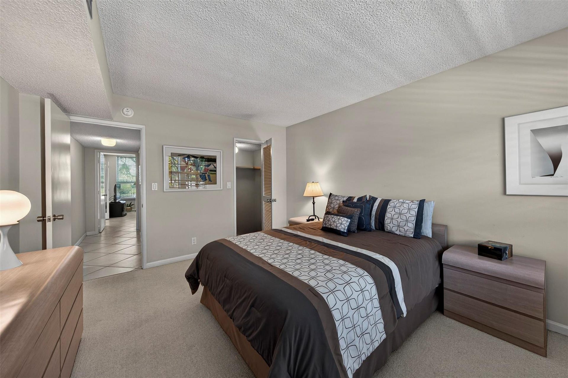 808 Cypress Boulevard, #203, Pompano Beach, FL 33069 furniture negotiable