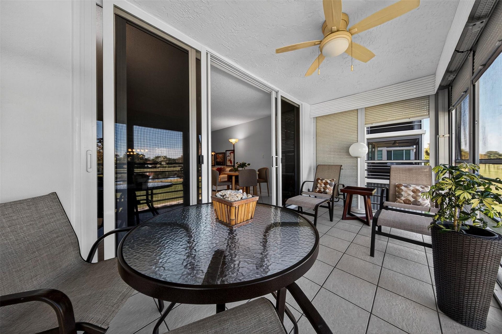 808 Cypress Boulevard, #203, Pompano Beach, FL 33069 morning coffee and al-fresco dining