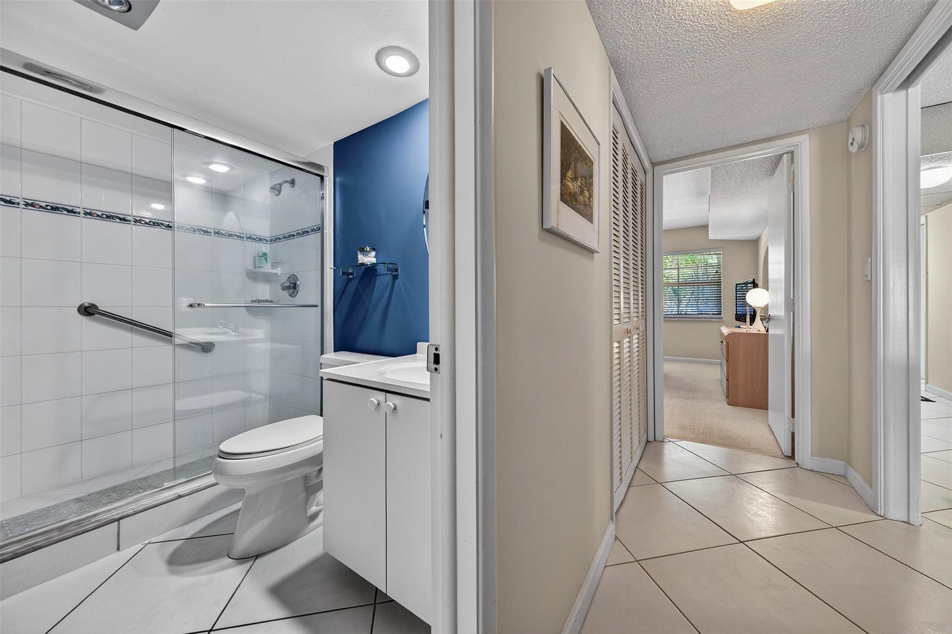 808 Cypress Boulevard, #203, Pompano Beach, FL 33069 split floor plan