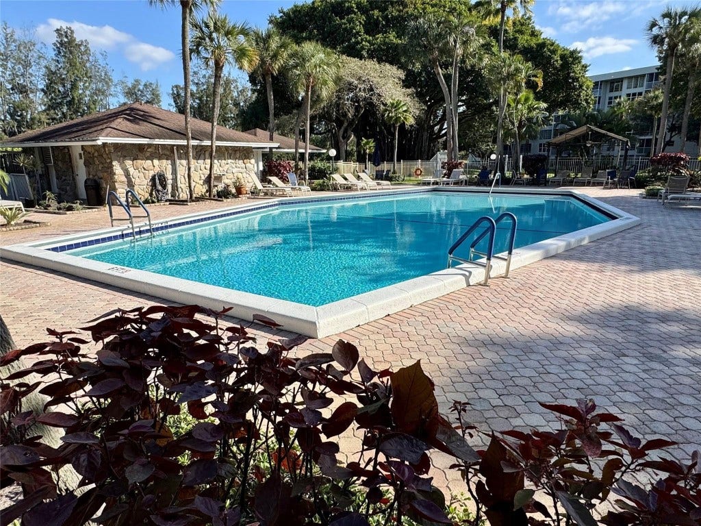 2601 S Course Drive, #305, Pompano Beach, FL 33069