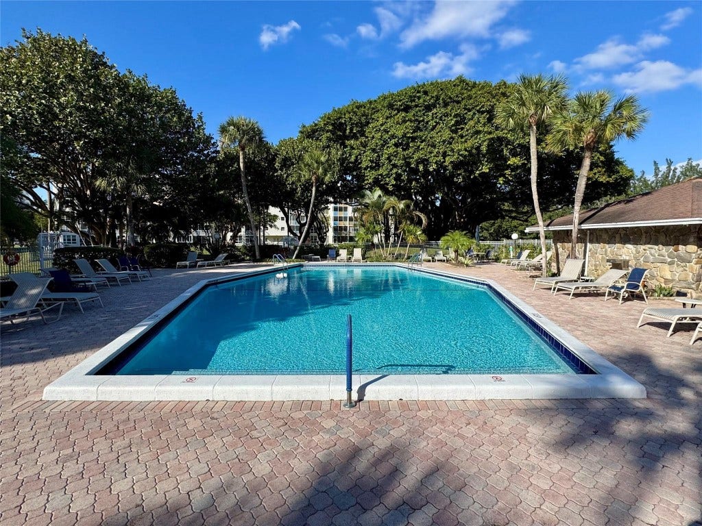 2601 S Course Drive, #305, Pompano Beach, FL 33069