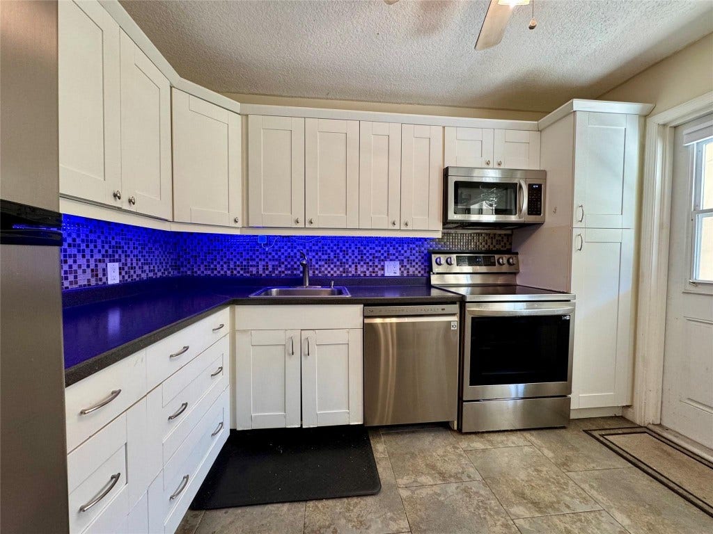 2601 S Course Drive, #305, Pompano Beach, FL 33069
