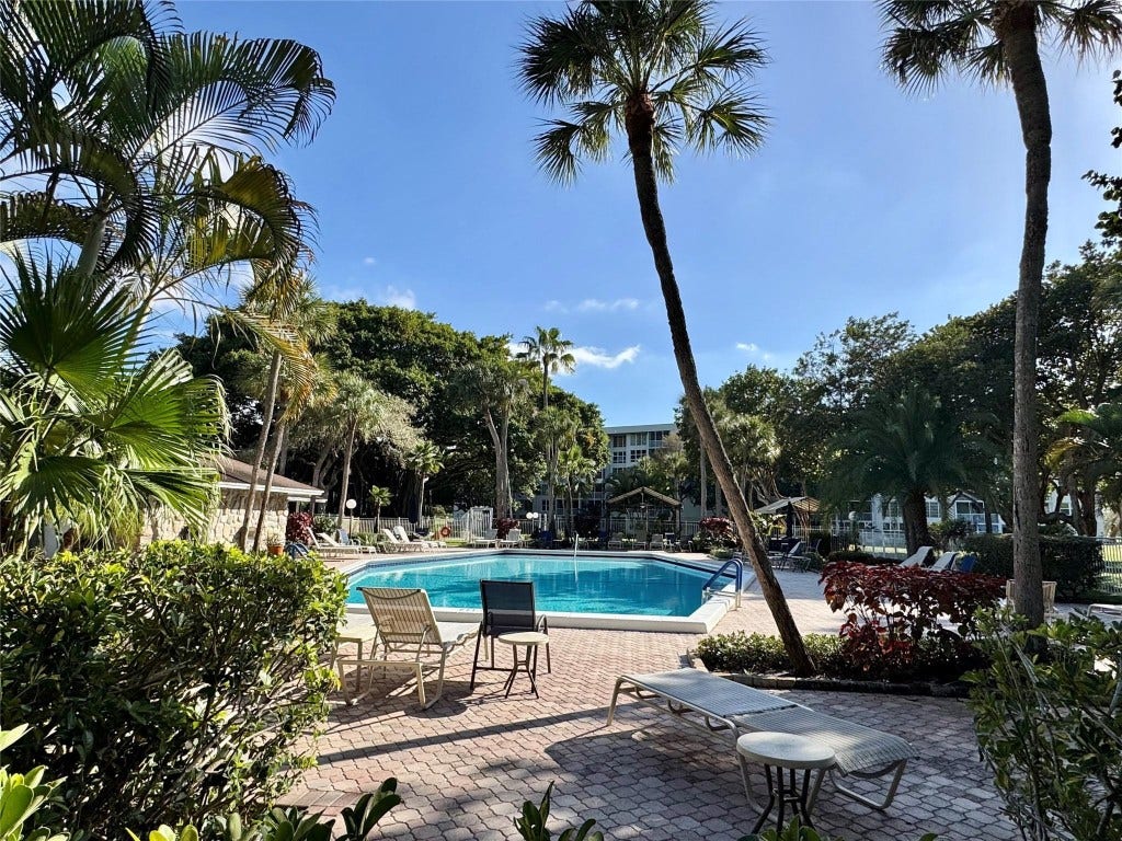 2601 S Course Drive, #305, Pompano Beach, FL 33069