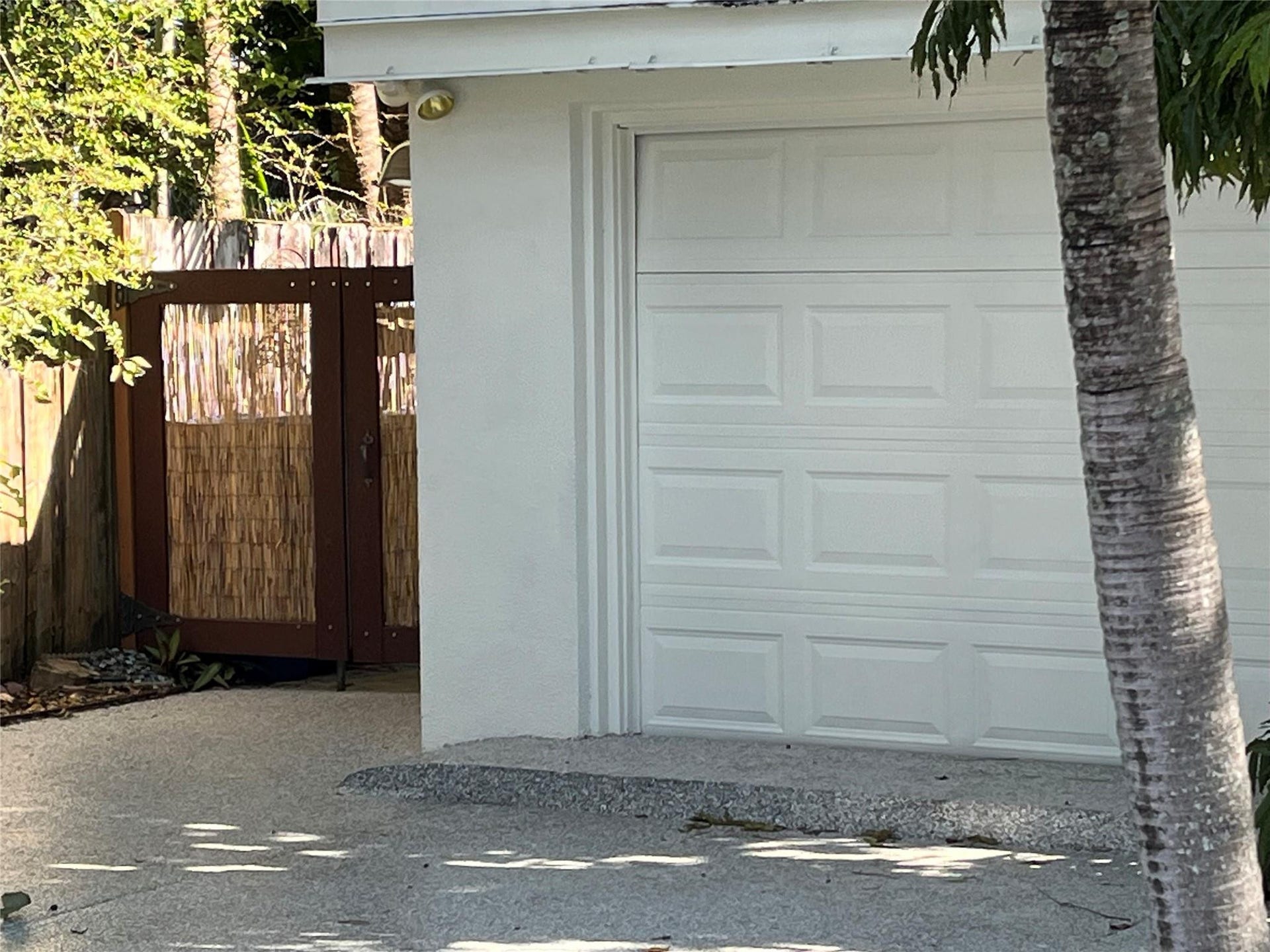 2708 NE 10th Terrace, Wilton Manors, FL 33334 Photo 3