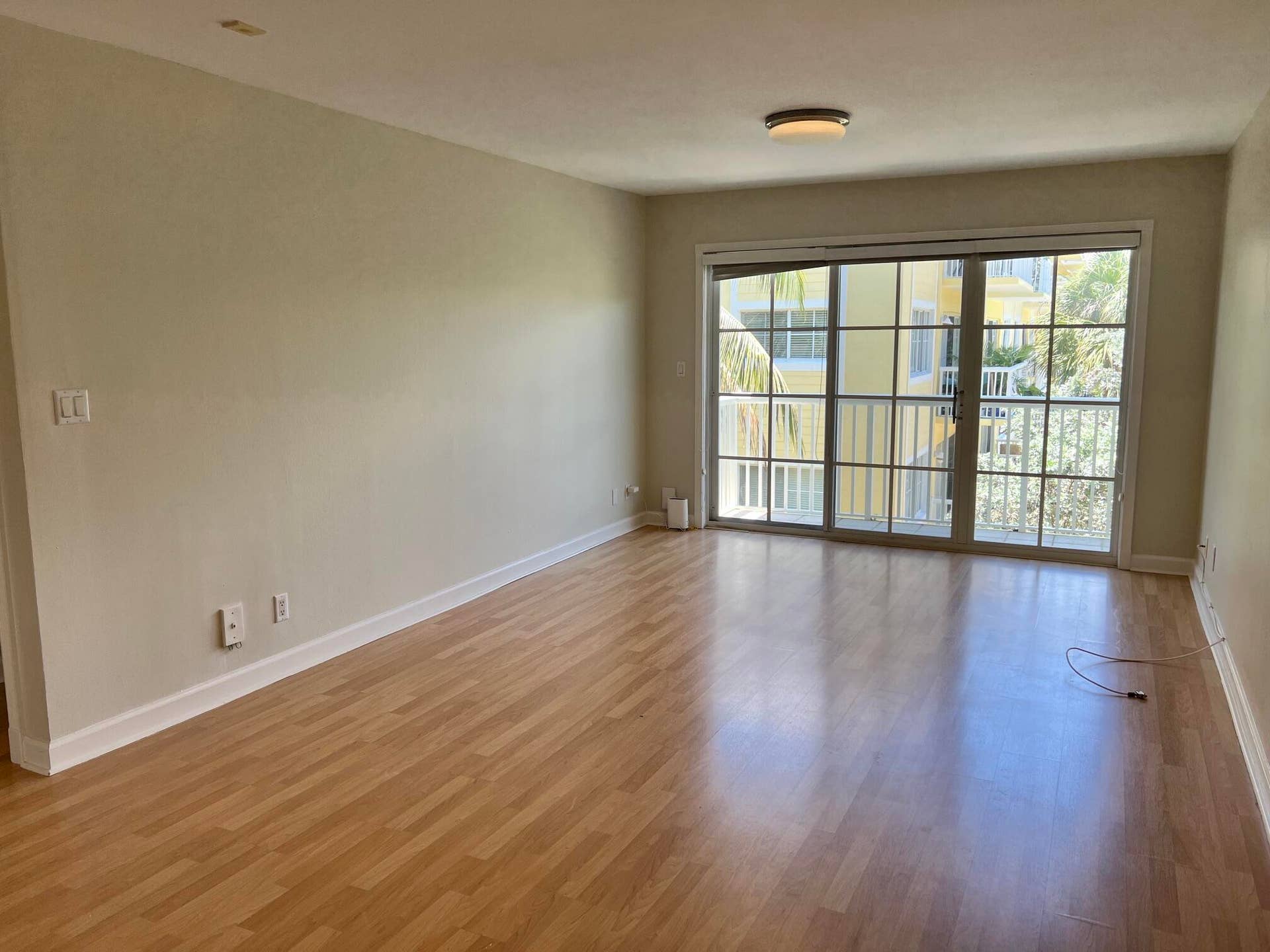 1515 E Broward Boulevard, #305, Fort Lauderdale, Fort Lauderdale, FL 33301 IMG_4059