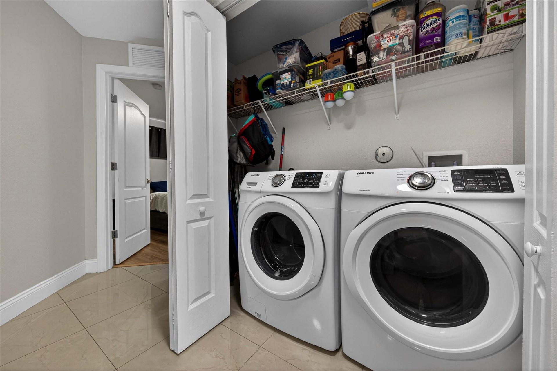 348 NW 40th Court, Oakland Park, FL 33309