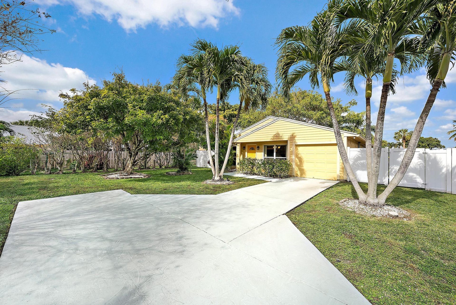 8443 Garden Gate Place, Boca Raton, FL 33433 Photo 19