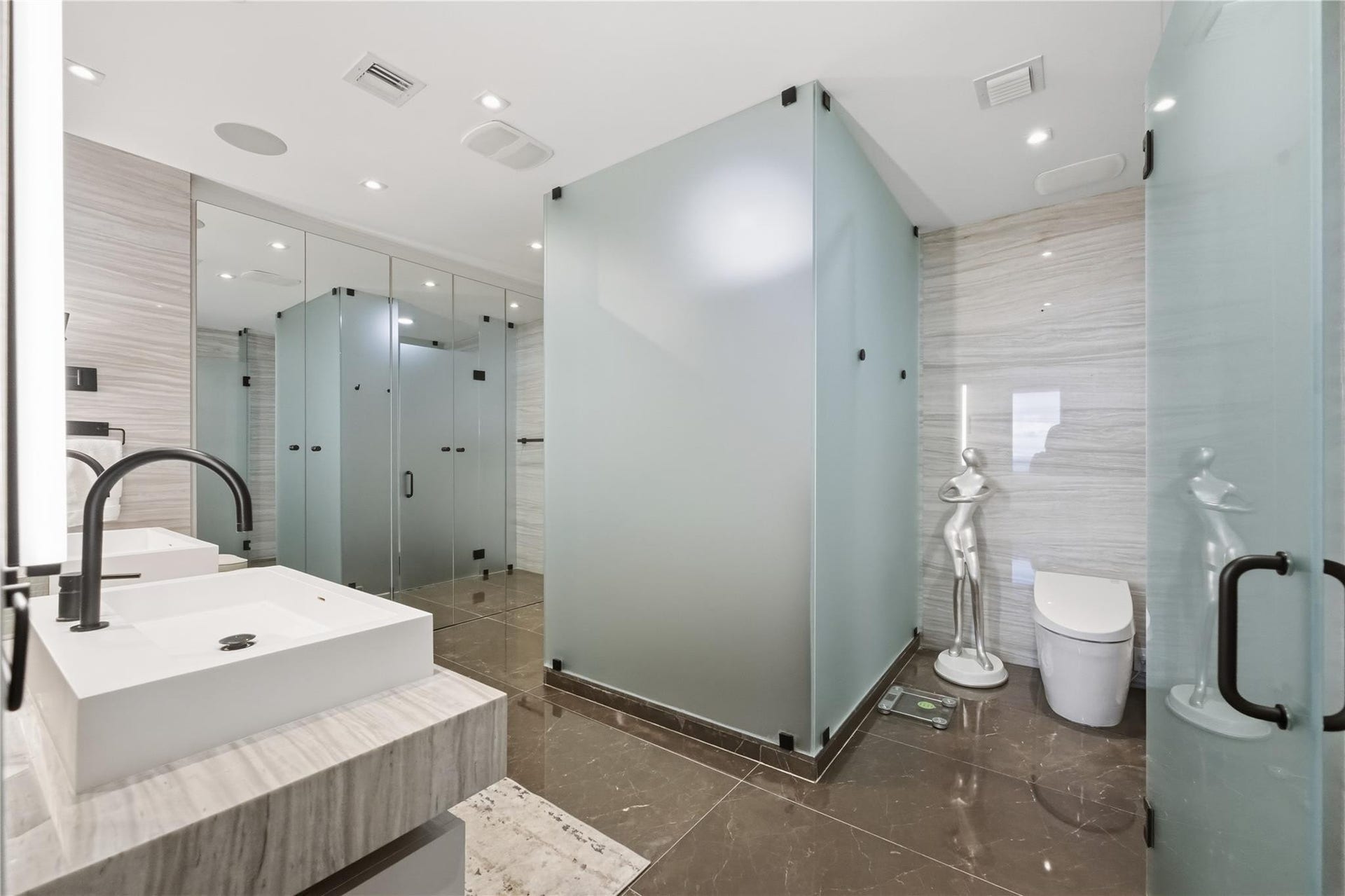 2200 N Ocean Boulevard, #S706, Fort Lauderdale, FL 33305