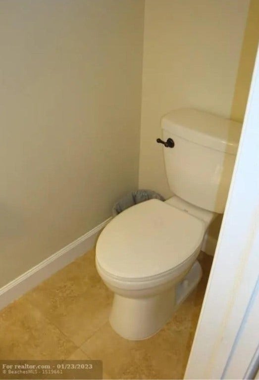 3010 NW 68th Street, #102, Fort Lauderdale, FL 33309