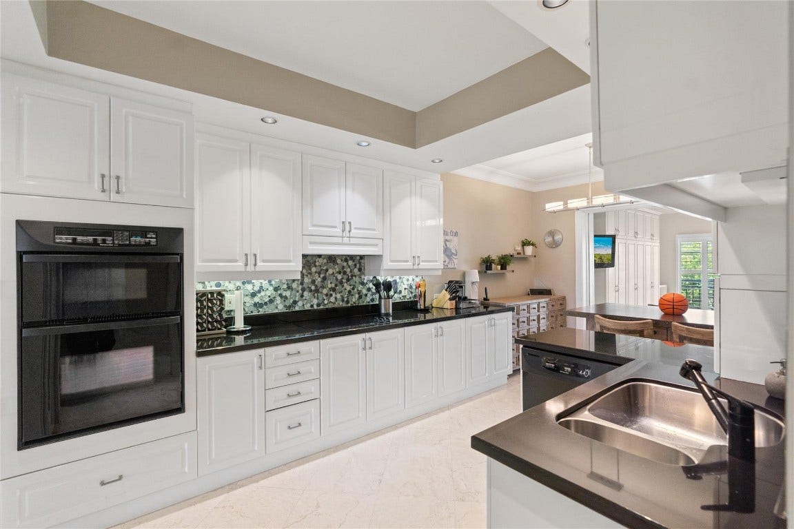 1228 Hillsboro Mile, #202, Hillsboro Beach, FL 33062