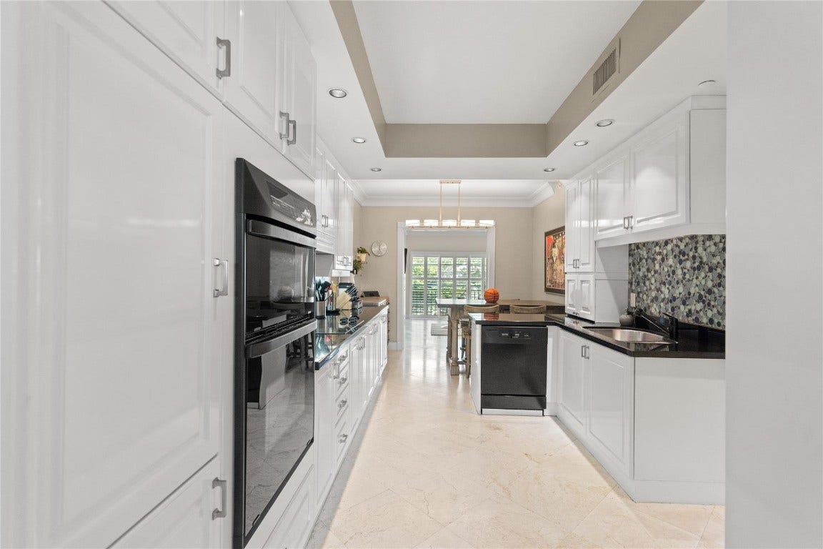 1228 Hillsboro Mile, #202, Hillsboro Beach, FL 33062