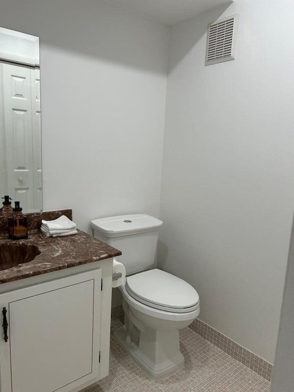 16325 Golf Club Road, #109, Weston, FL 33326