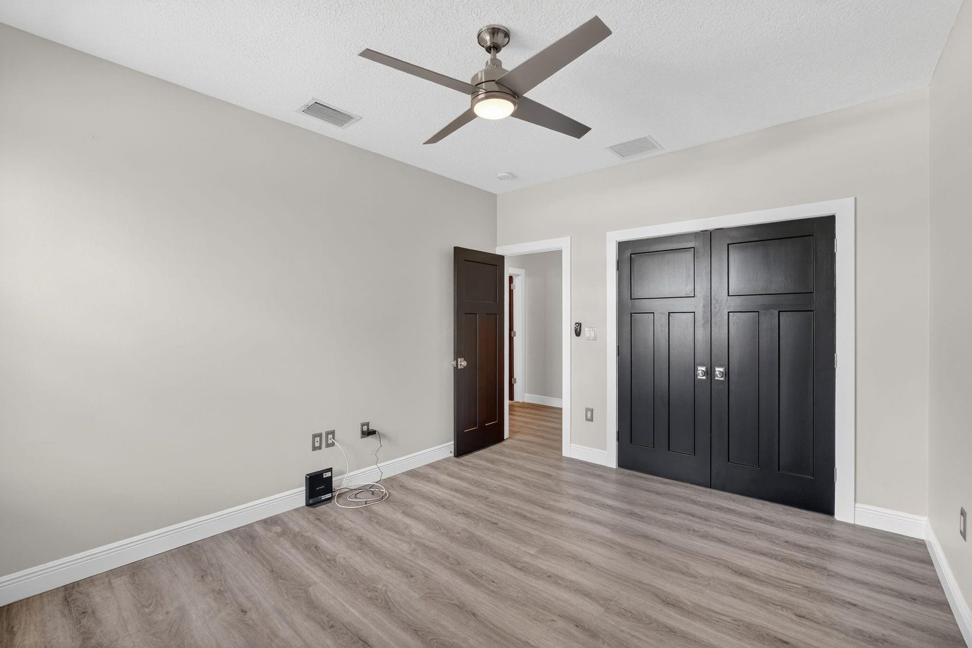 3024 NE 5th Terrace, #10, Wilton Manors, FL 33334 Photo 34