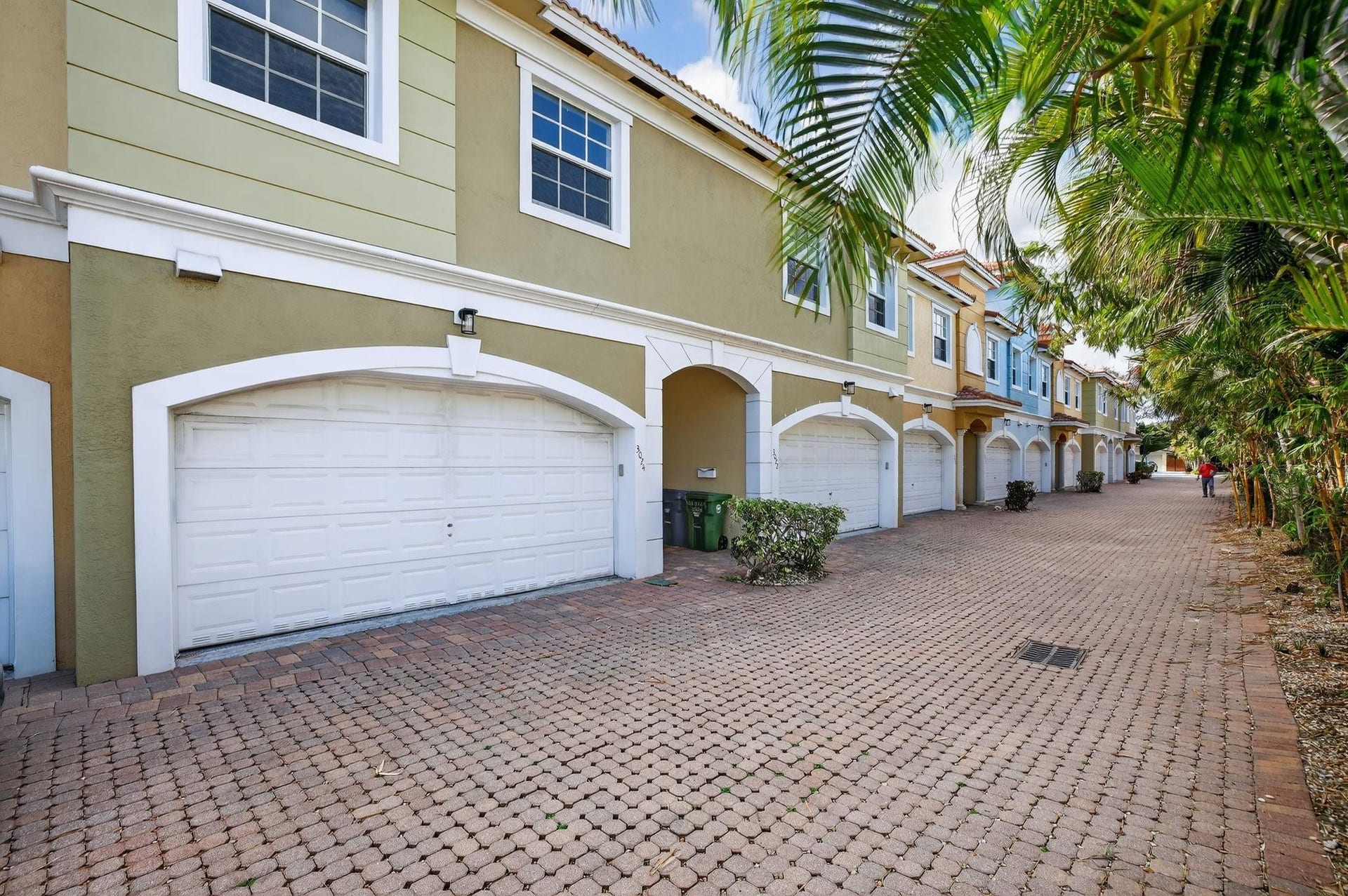 3024 NE 5th Terrace, #10, Wilton Manors, FL 33334 Photo 38
