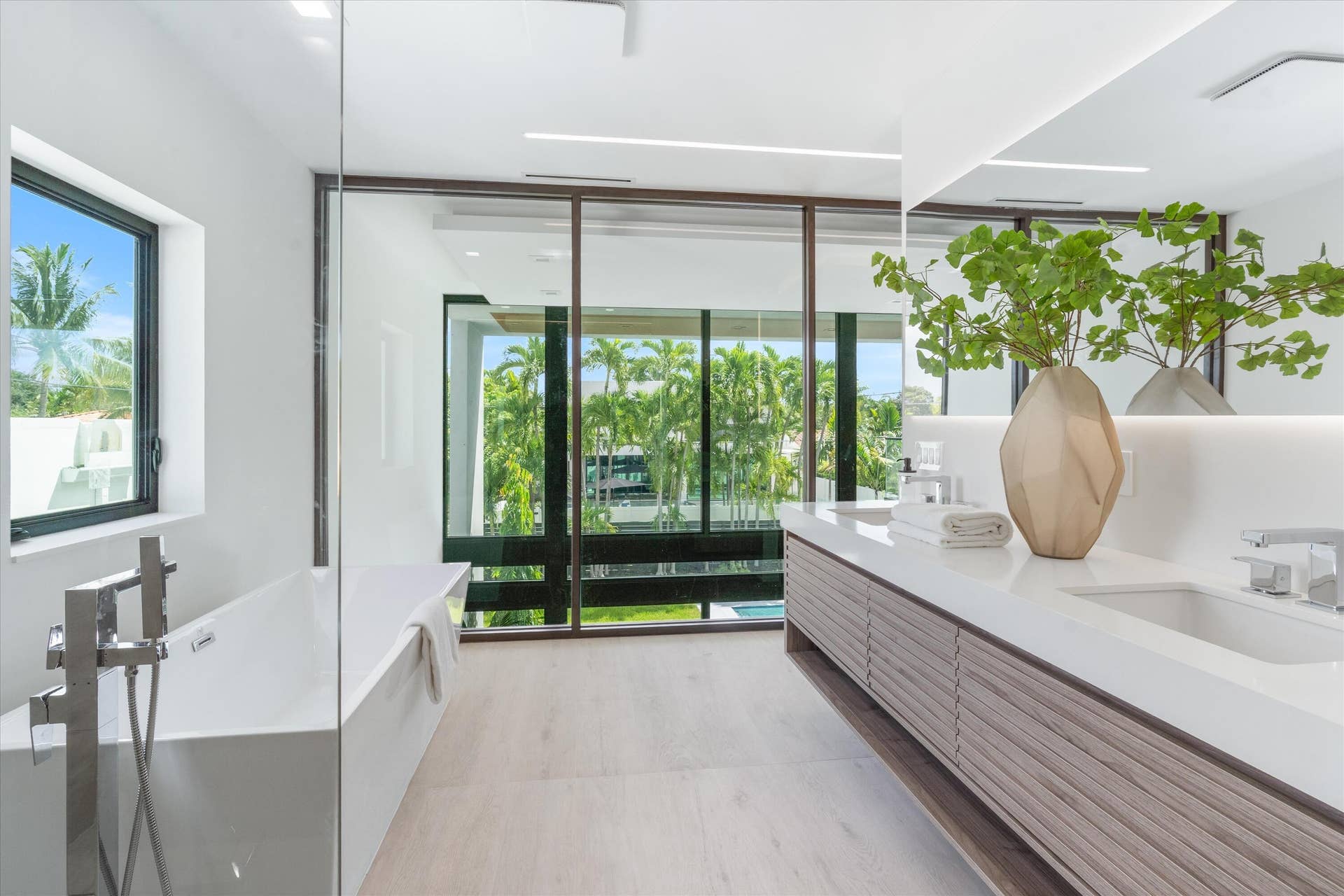 24-508 NE 9th Ave Ft. Lauderdale, FL-124