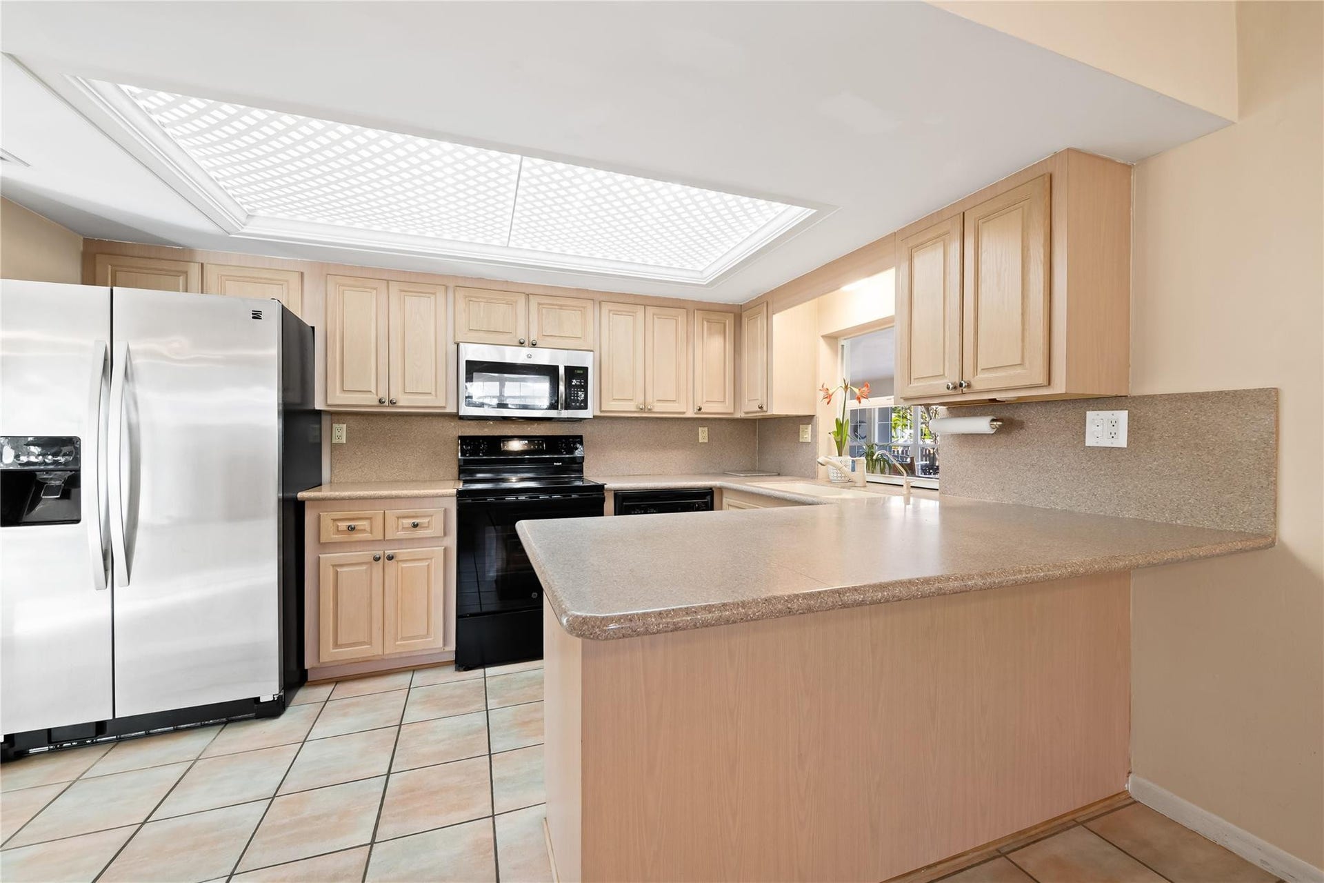 1735 NE 23rd Avenue, Fort Lauderdale, FL 33305 Photo 20