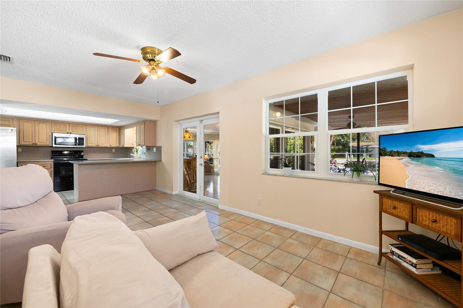 1735 NE 23rd Avenue, Fort Lauderdale, FL 33305 Photo 33